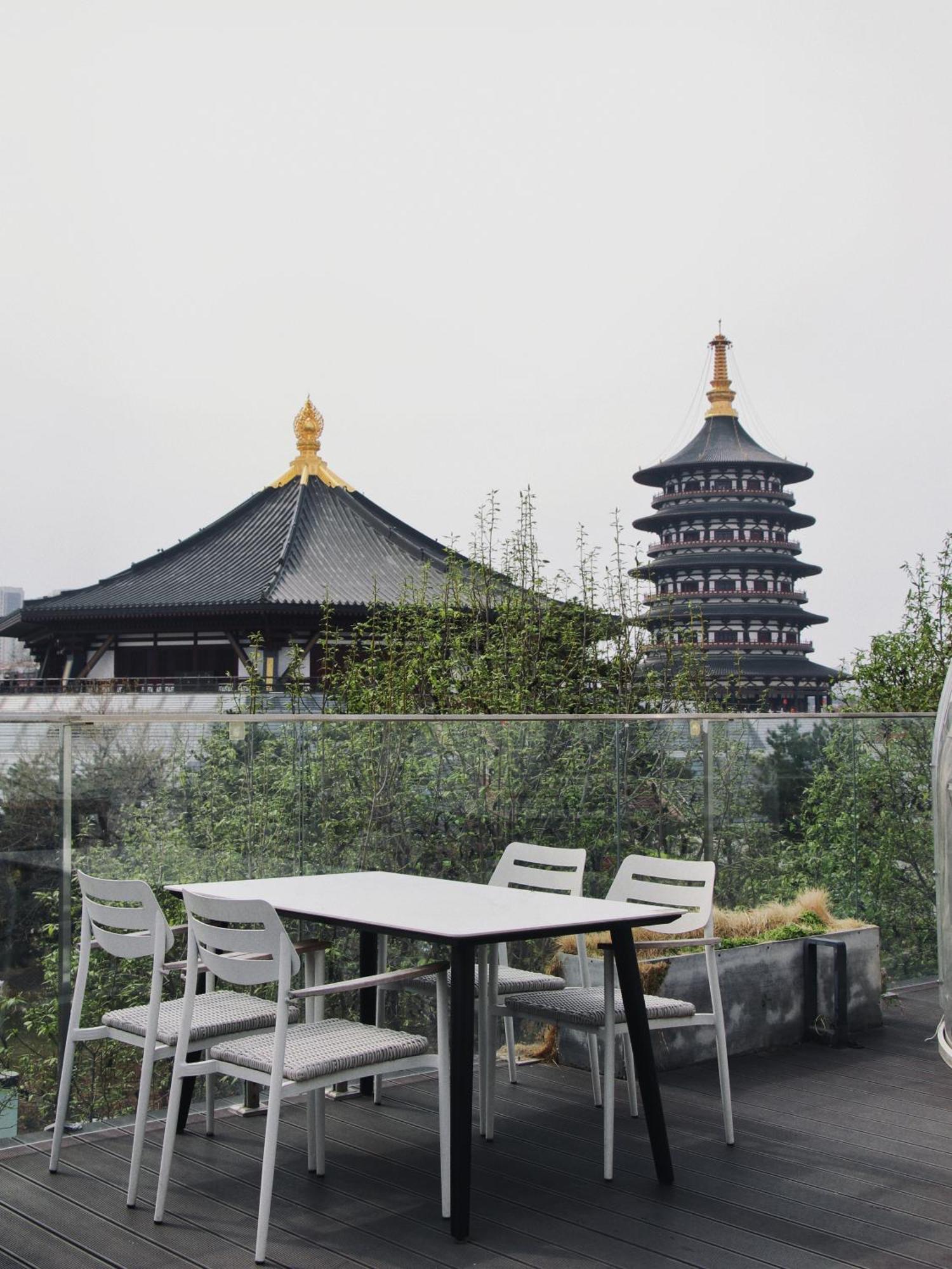 Once Artistic Inn Luoyang Лоян Екстер'єр фото