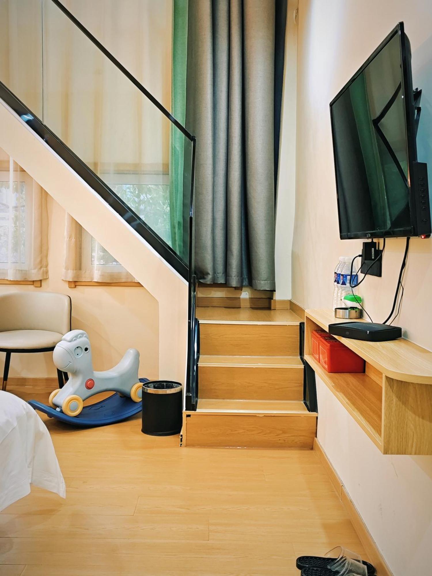 Once Artistic Inn Luoyang Лоян Екстер'єр фото