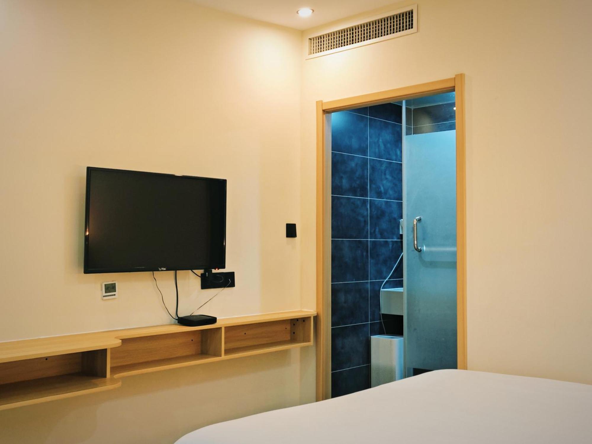 Once Artistic Inn Luoyang Лоян Екстер'єр фото