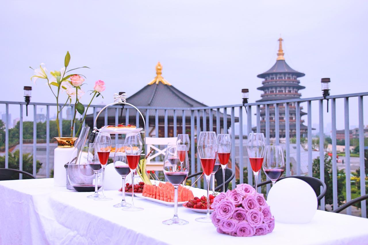 Once Artistic Inn Luoyang Лоян Екстер'єр фото