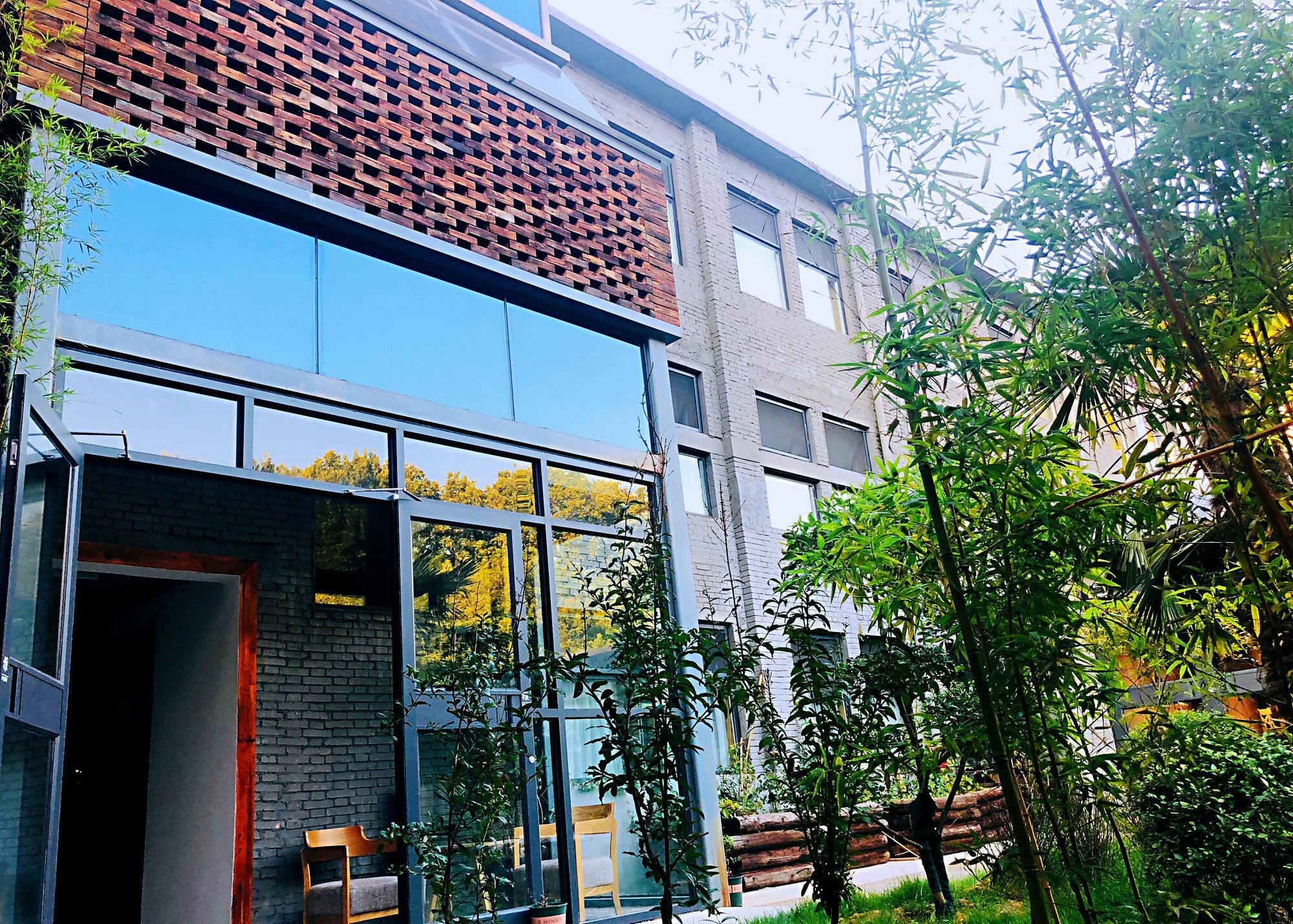 Once Artistic Inn Luoyang Лоян Екстер'єр фото